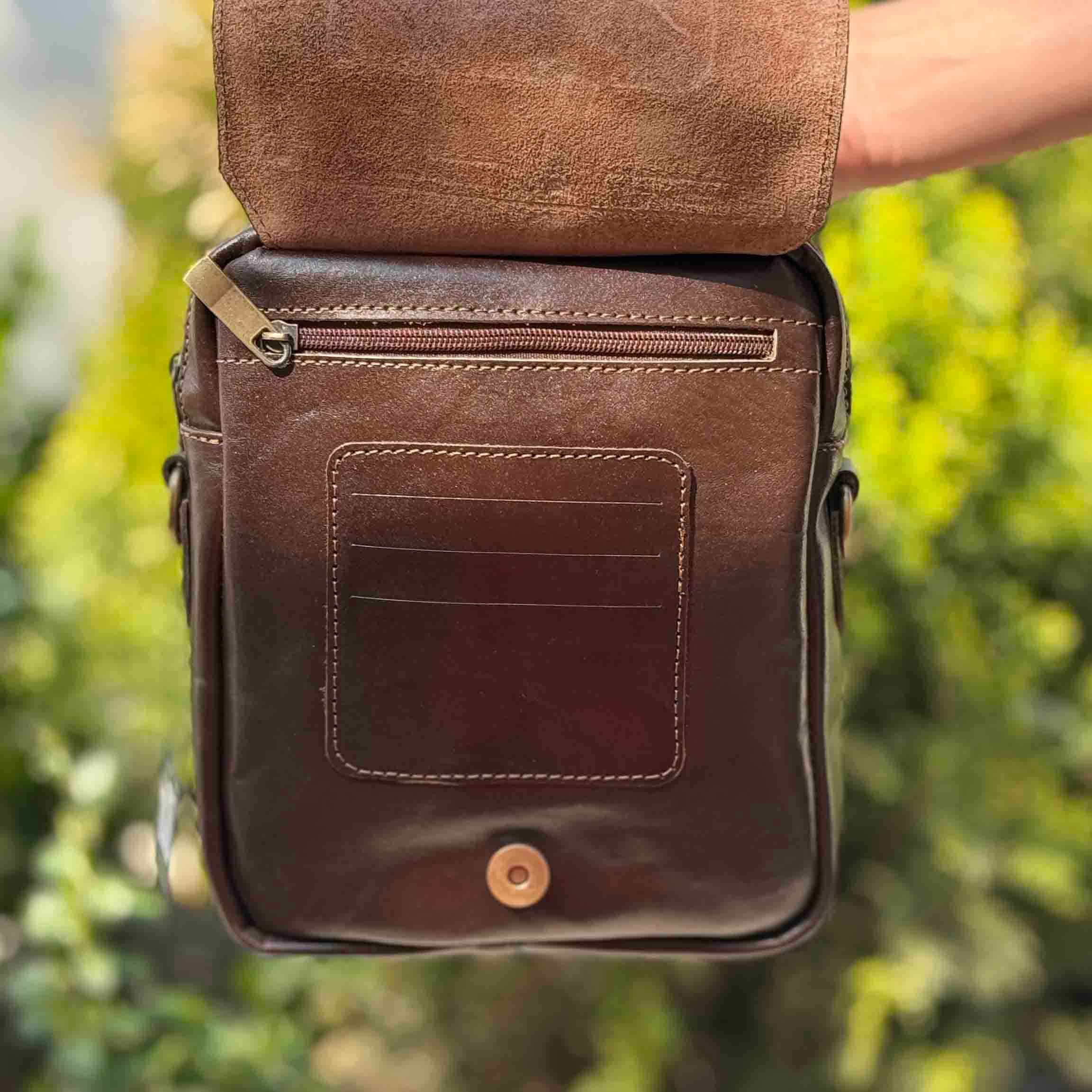 کیف دوشی چرم طبیعی GABRIEL کد (7788) — تصویر ۶