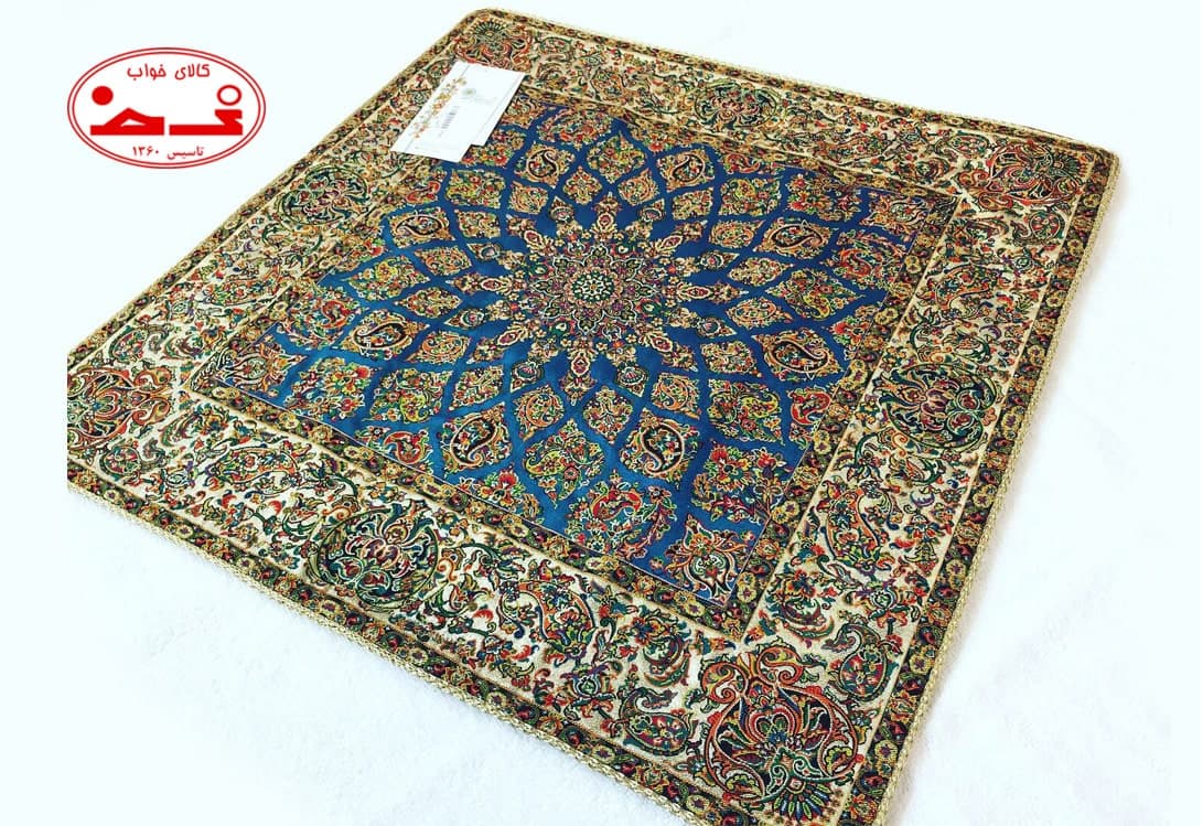 رومیزی ترمه مربعی طرح زندیه — تصویر ۵