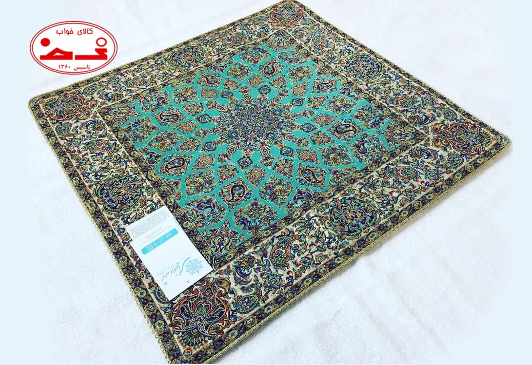 رومیزی ترمه مربعی طرح زندیه — تصویر ۲