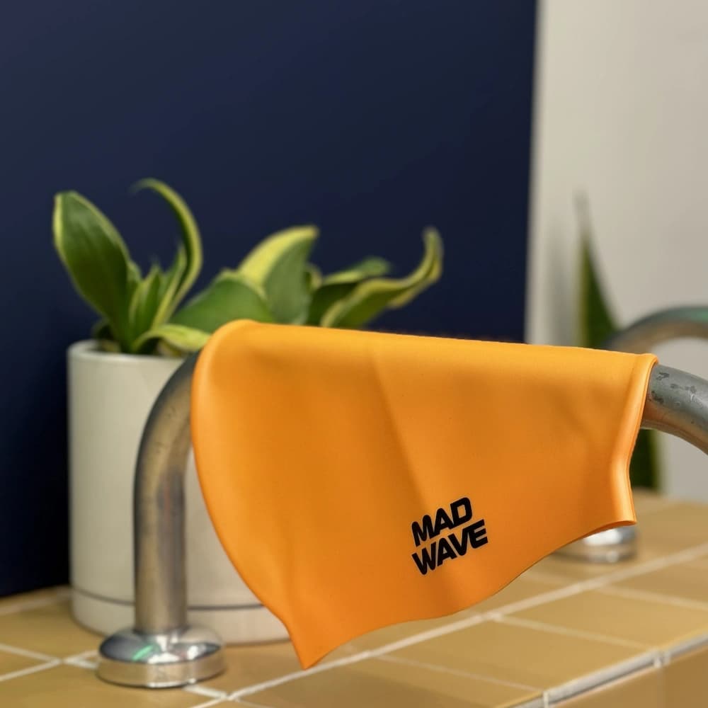 کلاه شنا سیلیکونی مدویو مدل Neon Silicone Solid — تصویر ۵