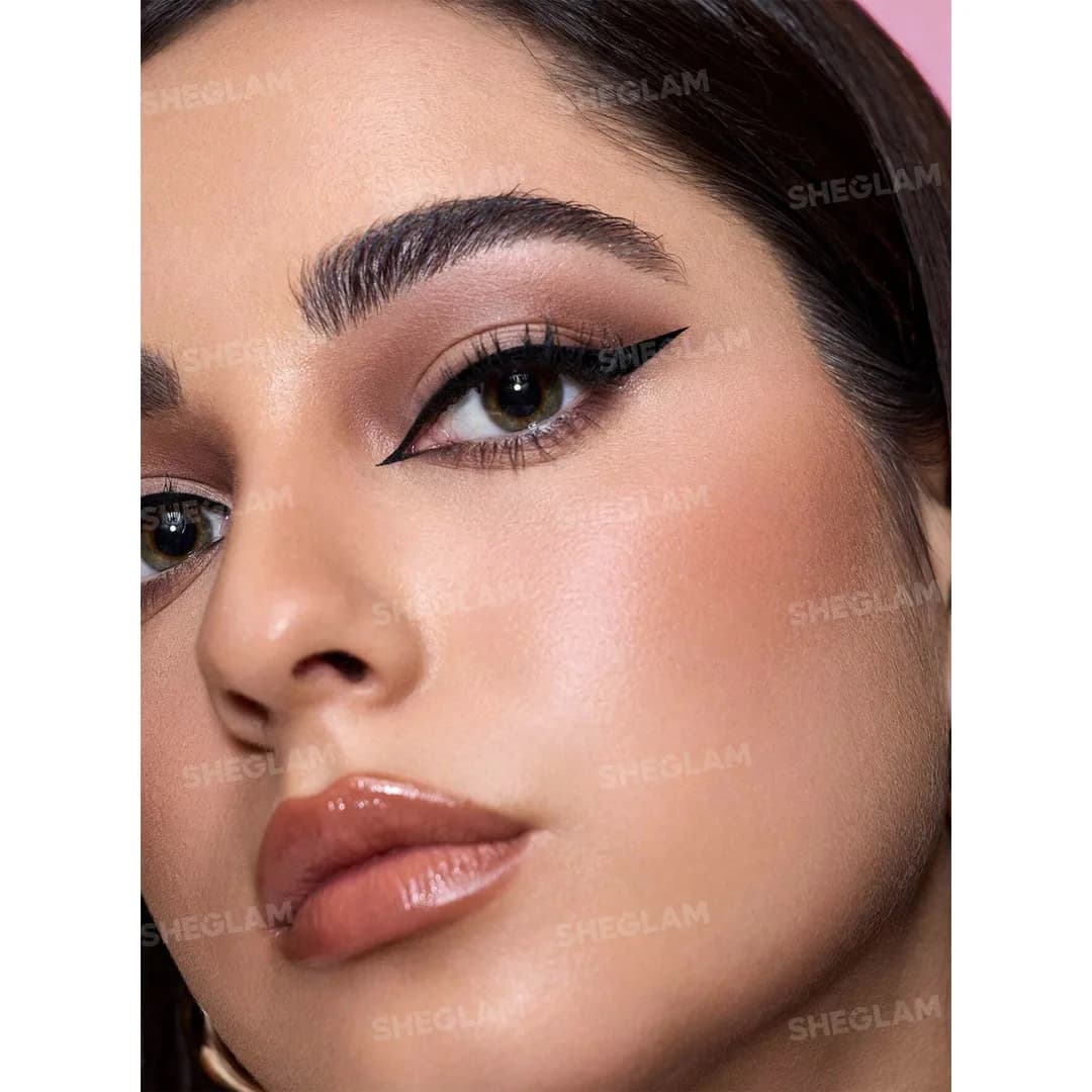 خط چشم مشکی شیگلم ریچ مدل Oh So Rich — تصویر ۵