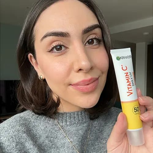 ضد آفتاب فلوئیدی ویتامین سی گارنیر – رنگی SPF50 — تصویر ۱۲