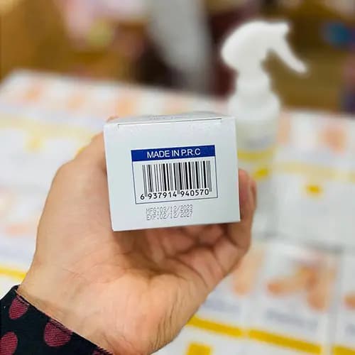 اسپری لایه بردار ترک پا ویتامین E دکتر COMELY — تصویر ۳
