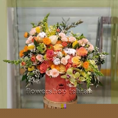 سفارش باکس گل برای شب یلدا با ارسال سریع و بسته‌بندی شیک