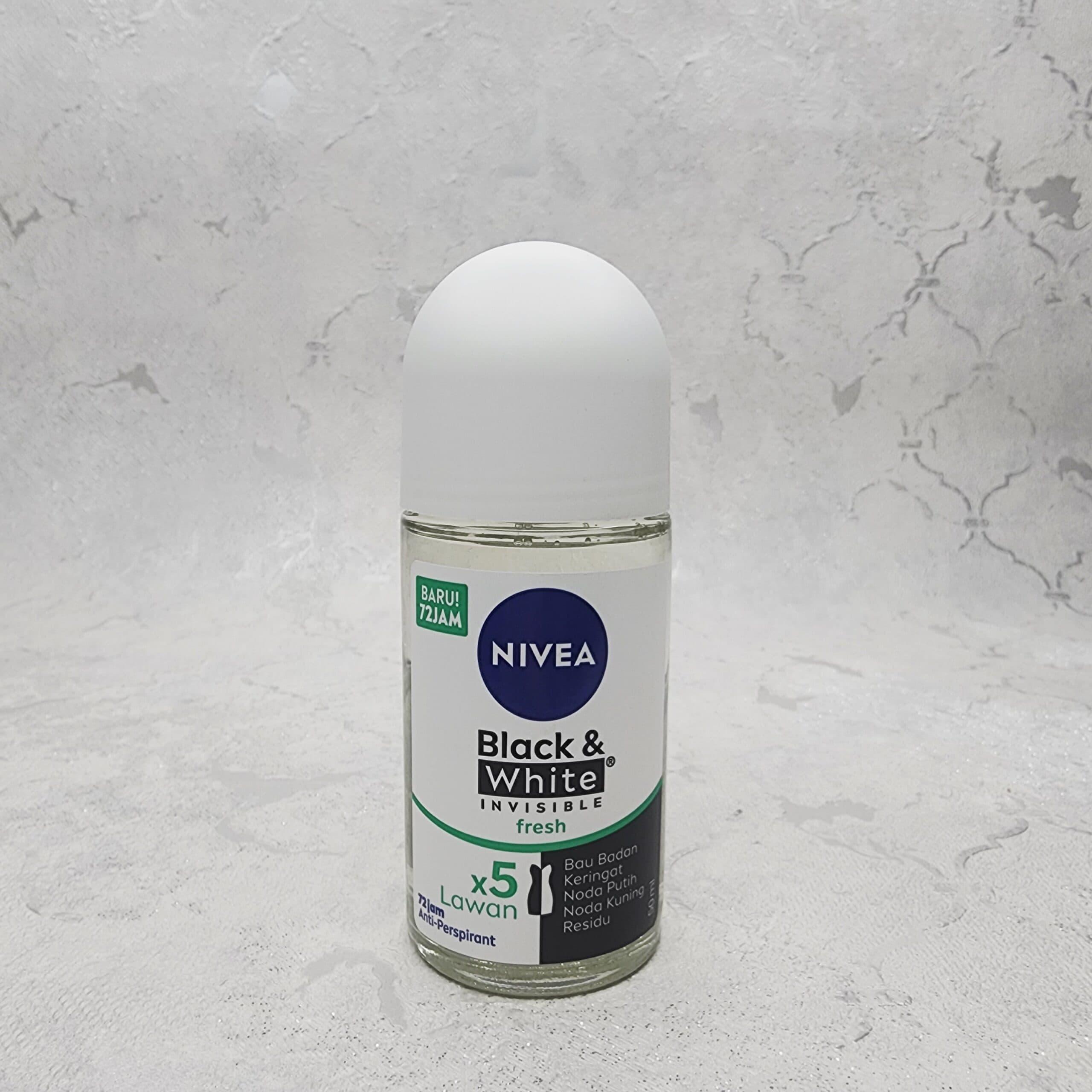 مام رولی ضد تعریق نیوآ Nivea مدلBlack And White Invisible Fresh حجم 50 میل