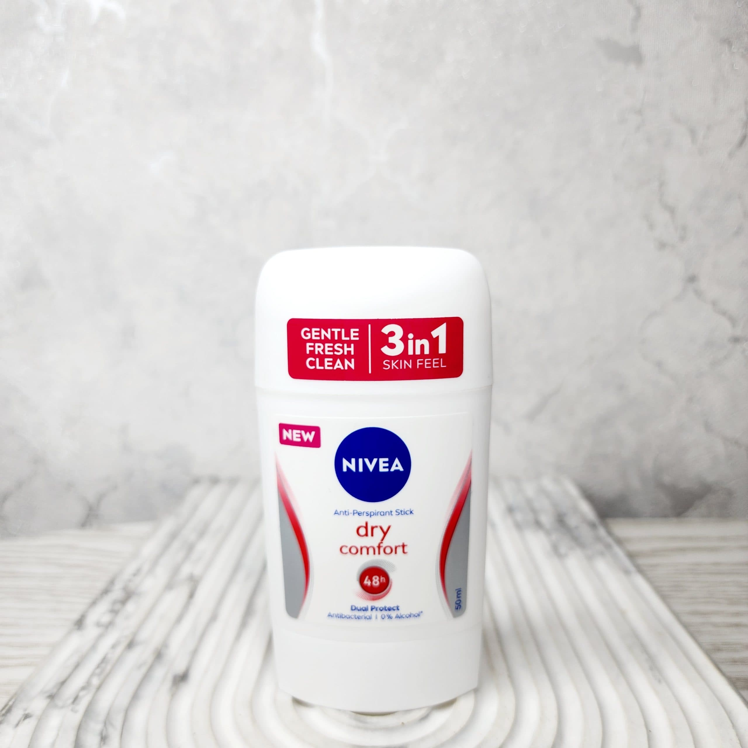 مام صابونی زنانه نیوا Nivea مدل DRY COMFORTحجم 50 میل-دو لیبل — تصویر ۷