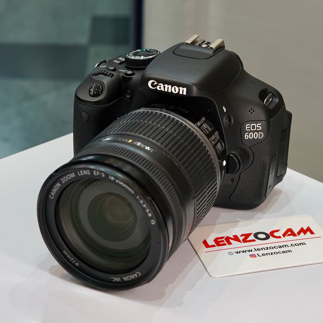 دوربین دست دوم کانن مدل Canon 600D 18-200