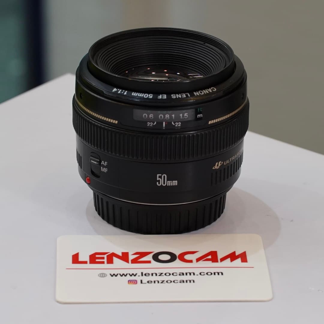 لنز دست دوم کانن مدل Canon 50mm f1.4 — تصویر ۳