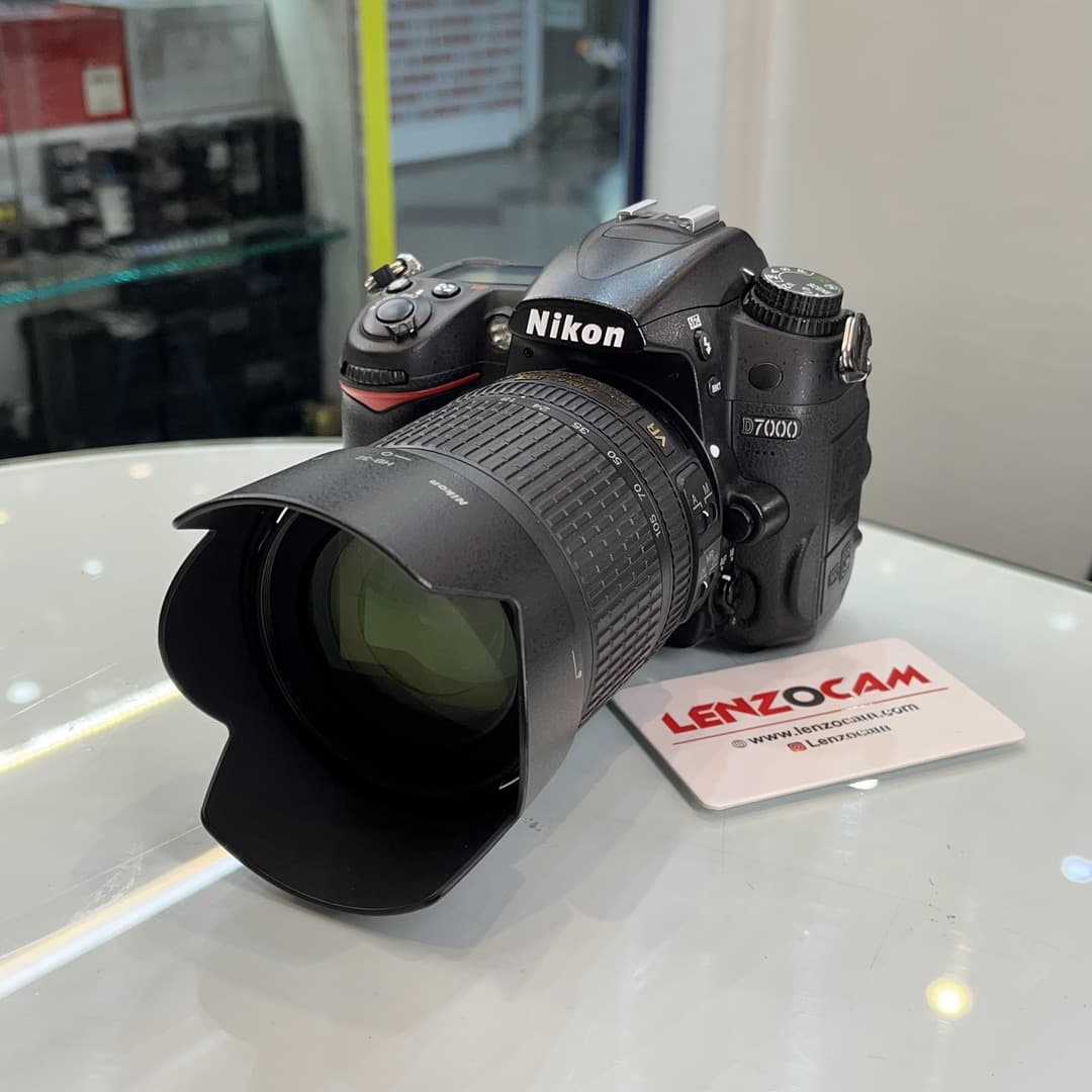 دوربین دست دوم نیکون مدل Nikon D7000 18-105
