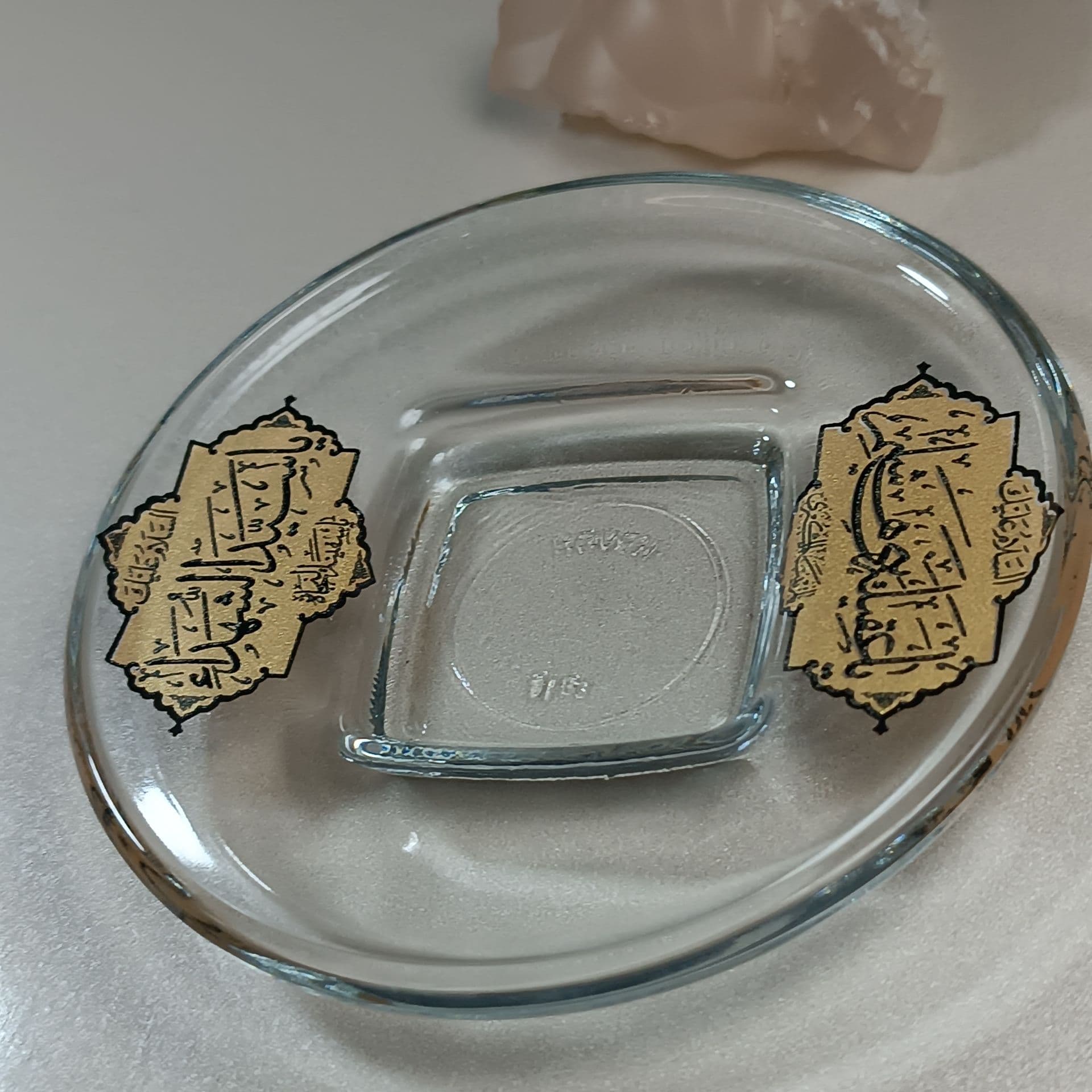 استکان و نعلبکی هیئتی — تصویر ۷