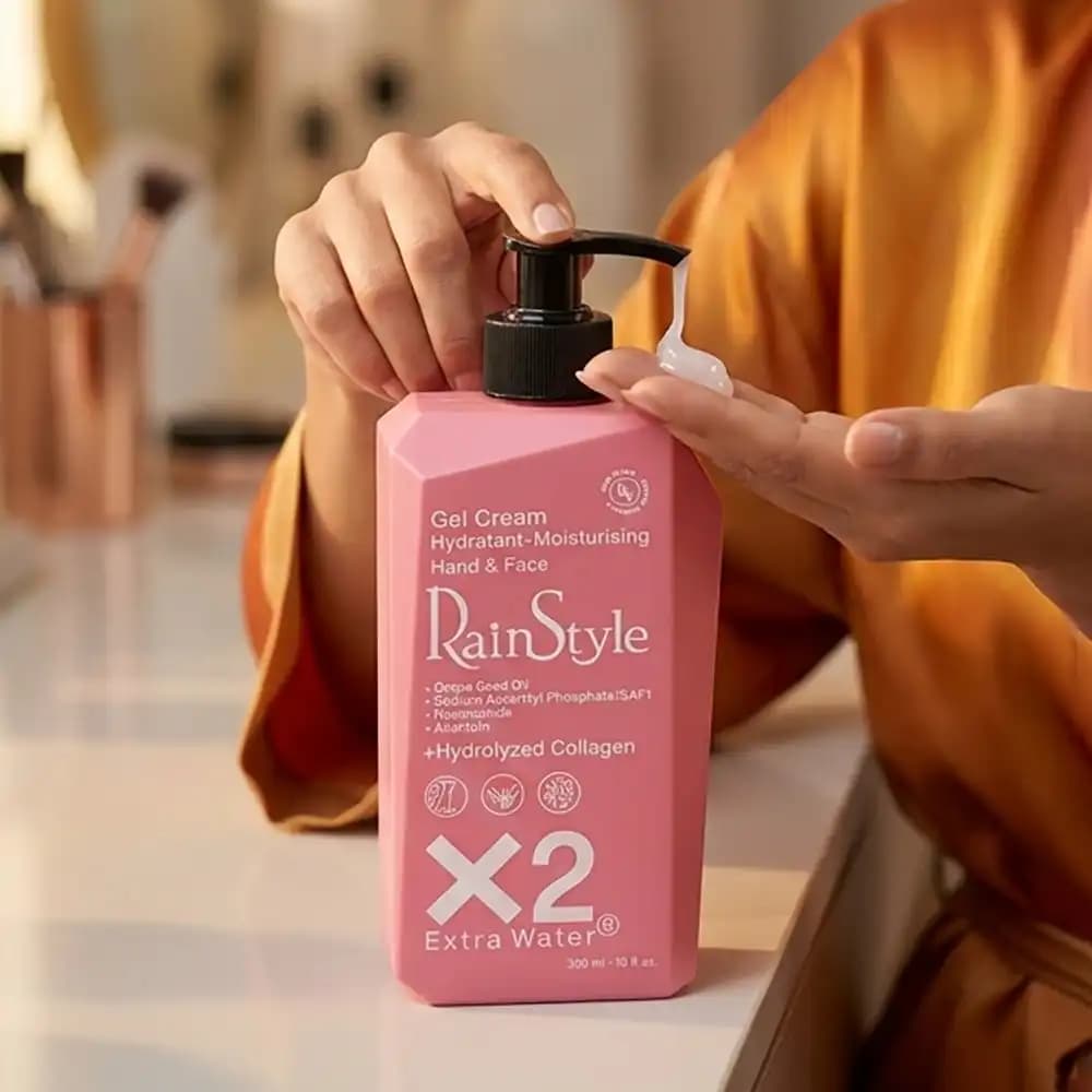ژل کرم آبرسان و مرطوب‌کننده دست و صورت رین استایل (RainStyle) مدل کلاژن X2 Extra Water انواع پوست حجم 3۰۰ میلی‌لیتر — تصویر ۱۰