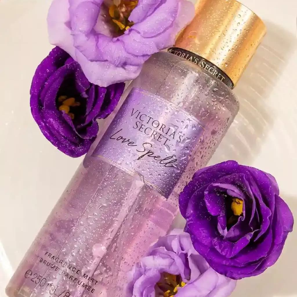 بادی اسپلش زنانه لاو اسپل ویکتوریا سکرت 250 میل Victoria’s Secret Love Spell Fragrance Mist 250ml — تصویر ۳