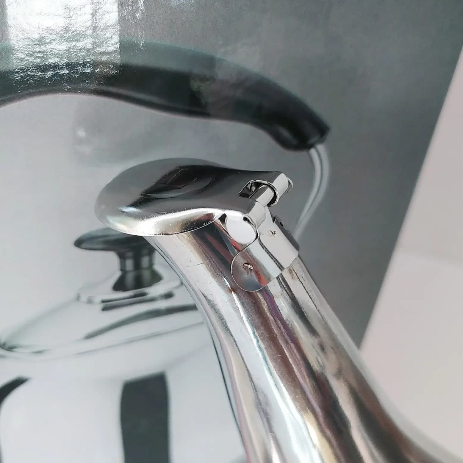 کتری استیل 5 لیتری whistling kettle مدل سوتی — تصویر ۵