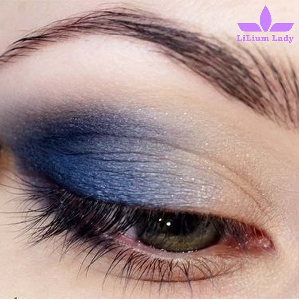 سایه چشم مدادی ایوروشه رنگ سورمه ای — تصویر ۳