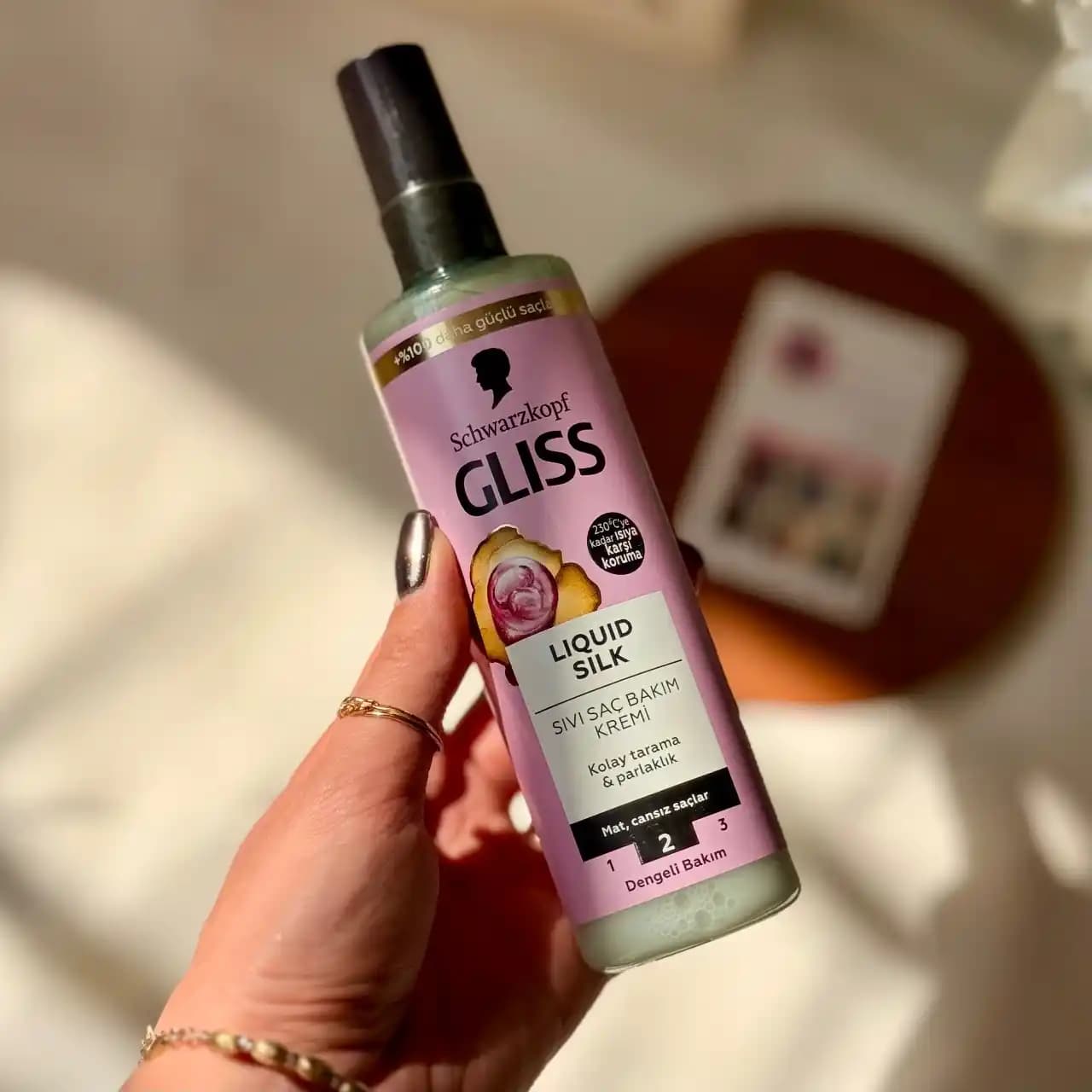 اسپری دوفاز گلیس Gliss مدل Liquid Silk مناسب موهای مات و ضعیف حجم 200 میل — تصویر ۶