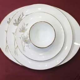 سرویس ارکوپال ژالین طوسی لب طلا ،(پسکرایه)،گل طوسی، توسی،دور طلایی، 6 نفره ،26 پارچه،مقصود،گل طلاکوب،گرد گل طلایی، — تصویر ۴