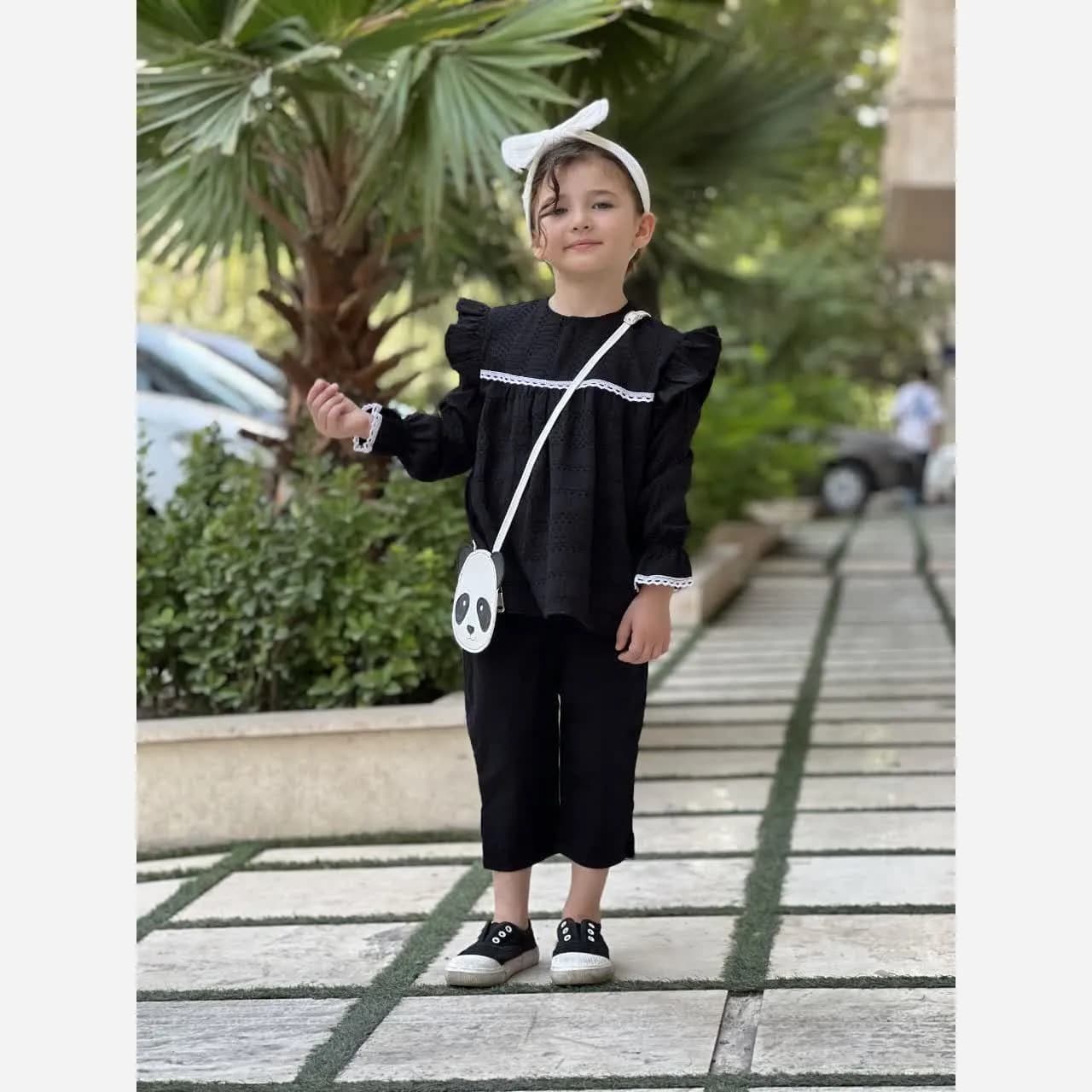 شومیز دخترانه مشکی شانتون نخ مناسب 1 تا 8 سال — تصویر ۷