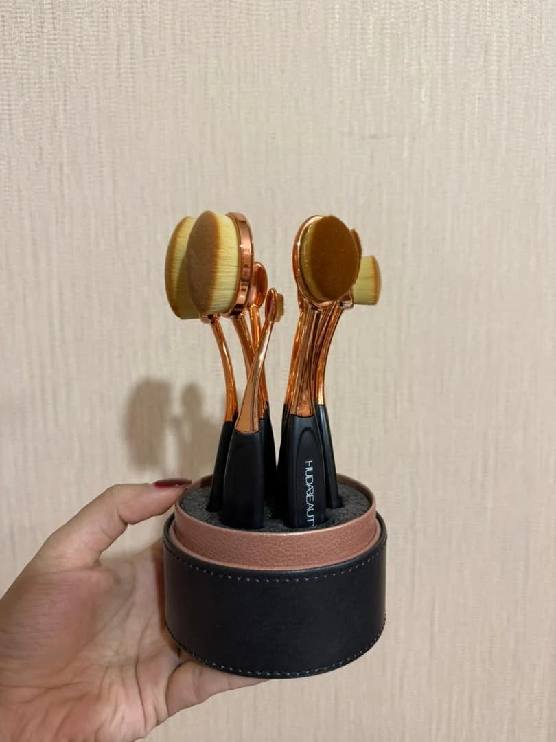 ست براش آرایشی هدی بیوتی Huda Beauty Brush Set — تصویر ۲