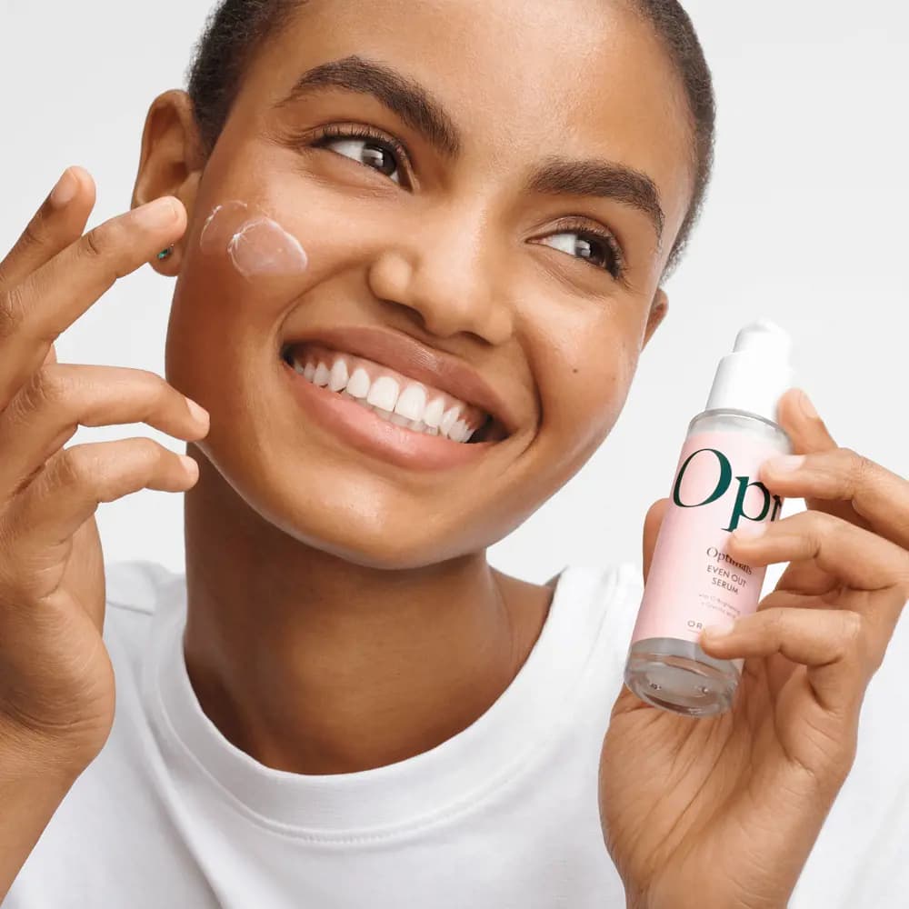 سرم روشن‌کننده و ضدلک ایون اوت اوریفلیم Optimals Even Out Serum — تصویر ۱۲