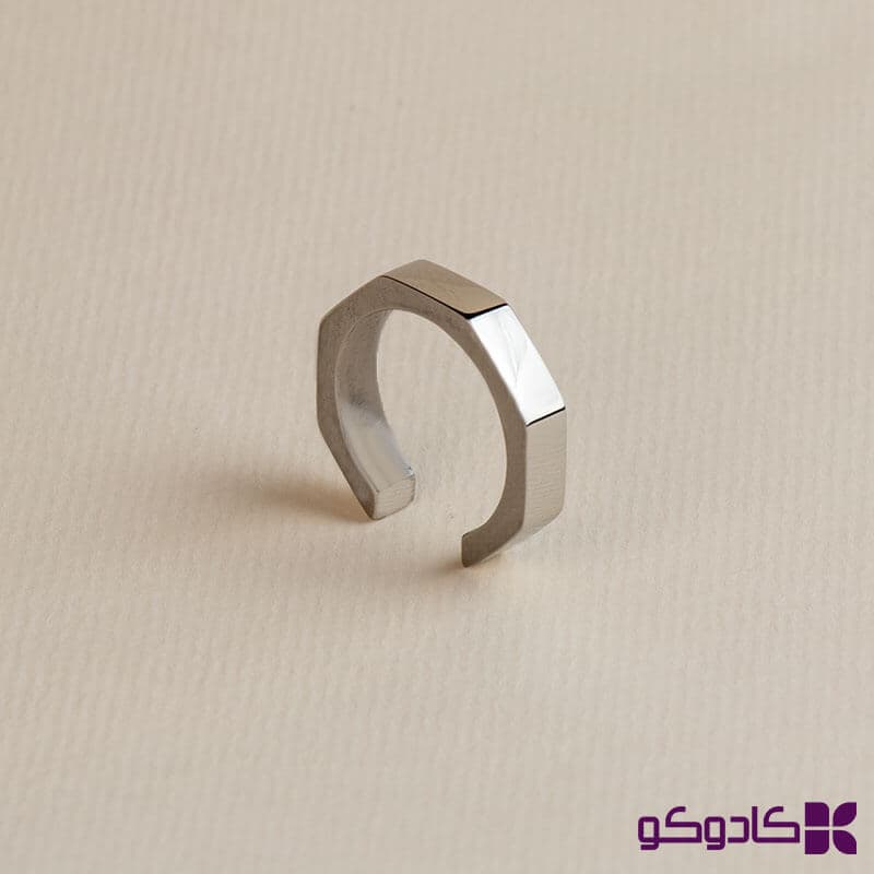 حلقه استیل نقره‌ای براق مدل هشت‌ضلعی | انگشتر مینیمال زنانه و مردانه