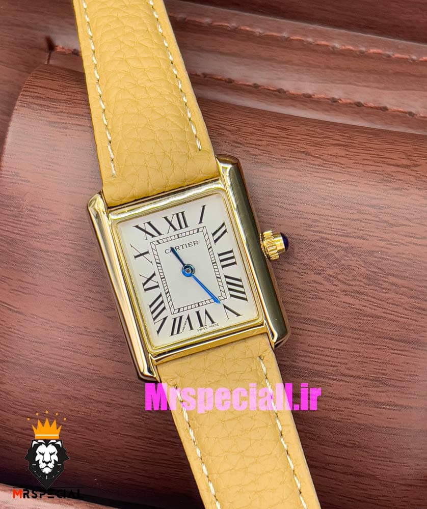 ساعت کارتیه زنانه مدل تانک کیفیت مستر قاب طلایی بند چرم کاراملی Cartier Tank 021041 — تصویر ۱۲