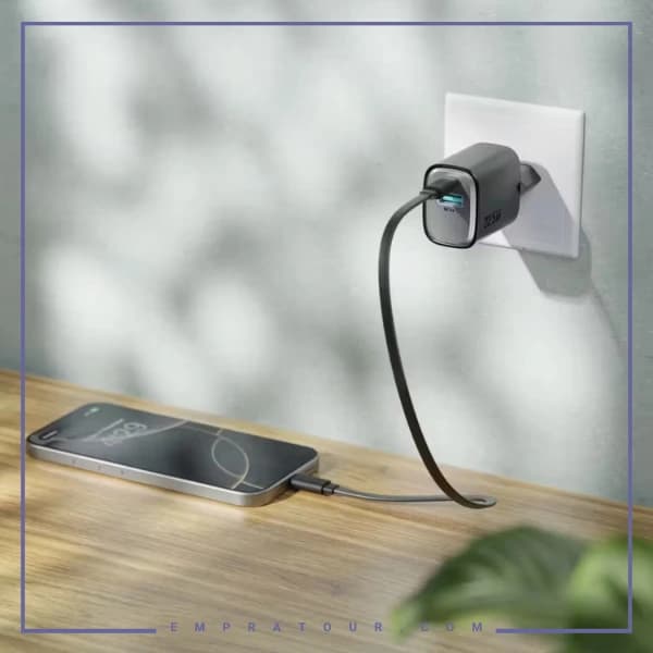 شارژر دیواری 22.5 وات گرین لاین GNG225EUTCBK — تصویر ۳