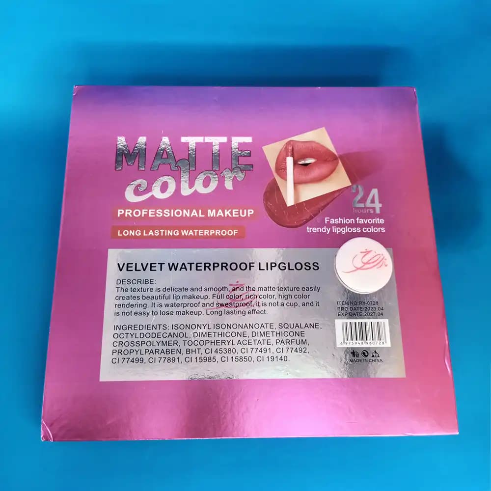 رژ لب مایع رمانتیک ROMANTIC MATTE کتابی 24 تایی — تصویر ۳