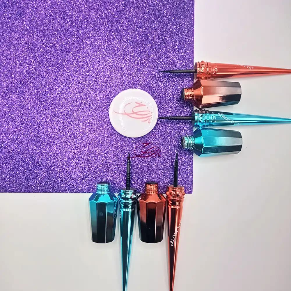 خط چشم ماژیکی رمانتیک آبی ROMANTIC MATTE — تصویر ۶