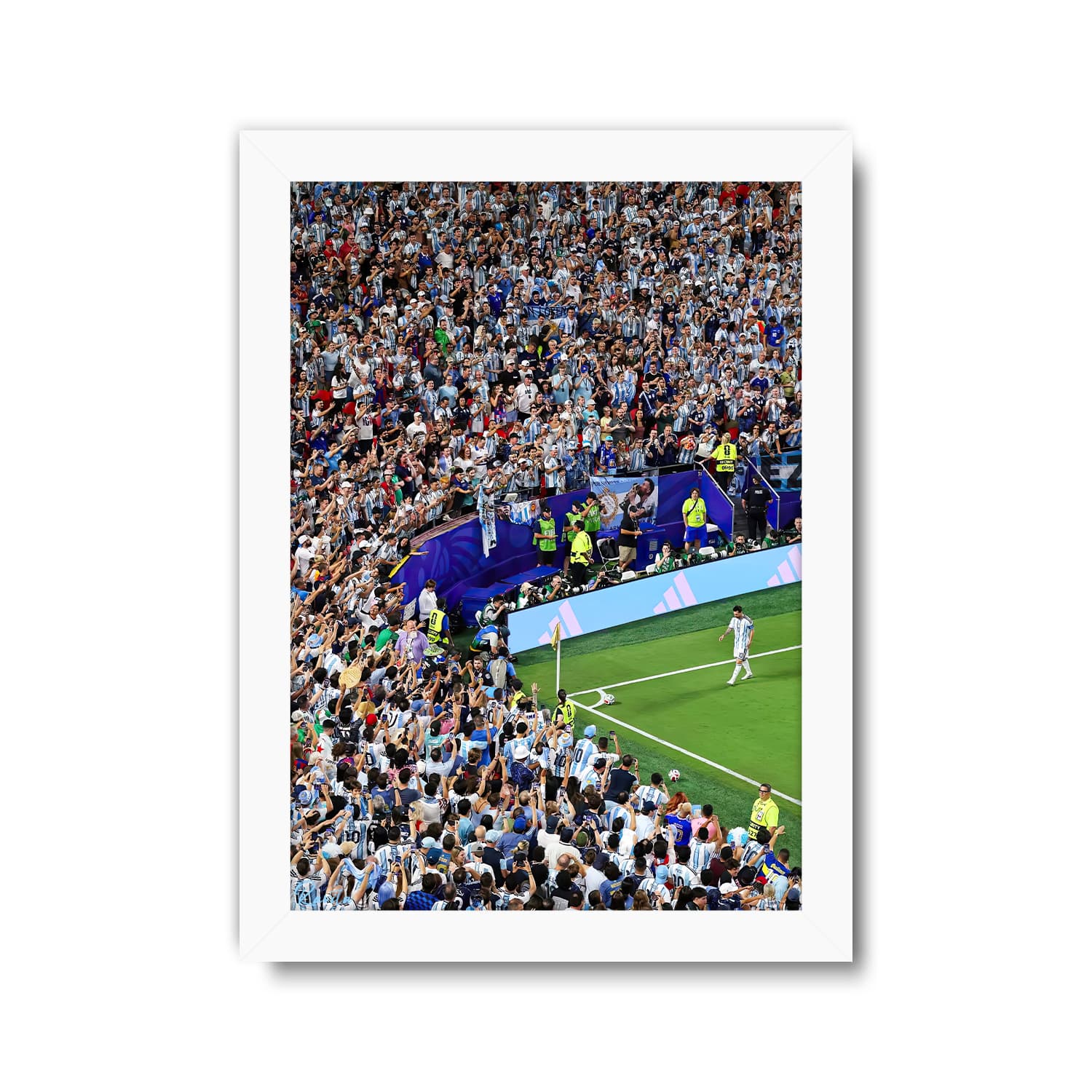 تابلو تکی راویتا طرح مسی و تماشاگران – Messi کد 3885 — تصویر ۶