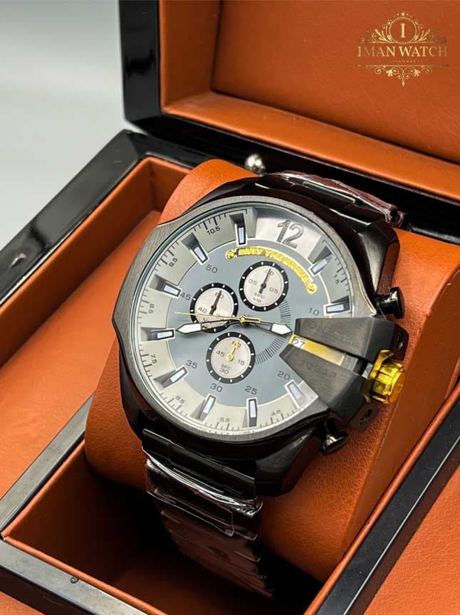 ساعت مچی دیزل شاخدار صفحه طوسی بند مشکی watch diesel — تصویر ۵