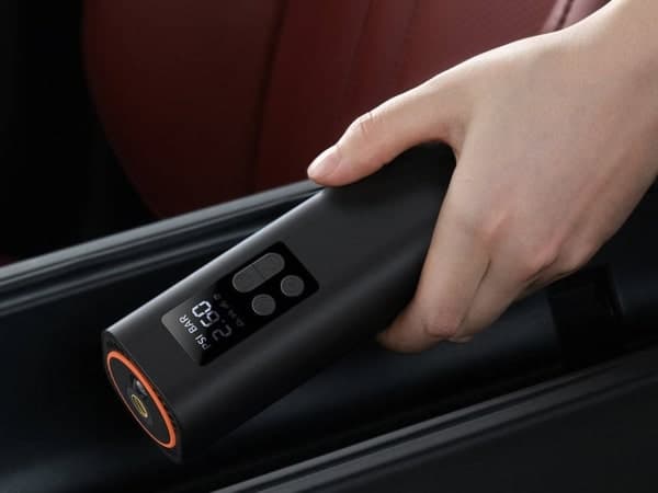 پمپ باد و چراغ‌قوه Baseus Super Mini Inflator Pump CRCQ00000 — تصویر ۴