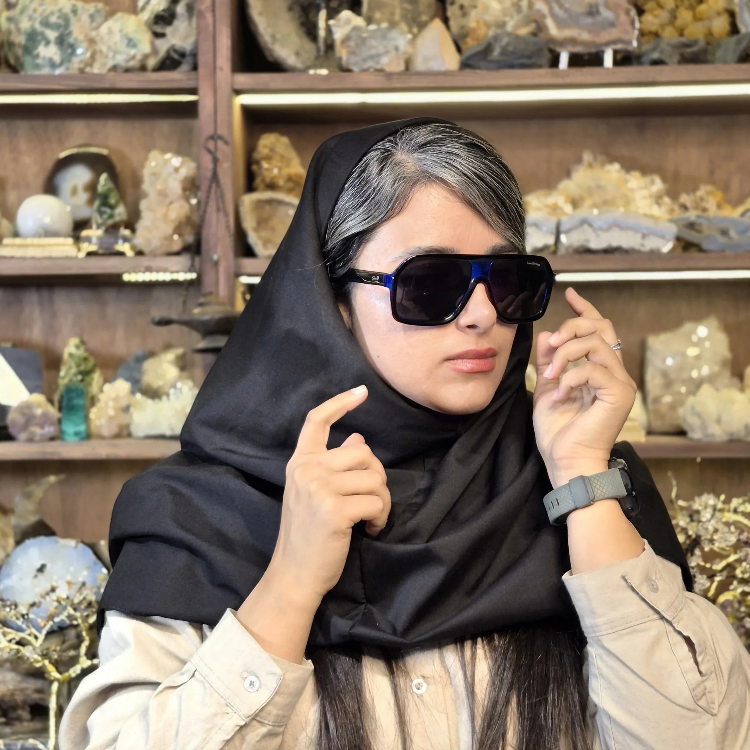 عینک آفتابی سالوینو دارماتی ۳۲۲۵ — تصویر ۱۰