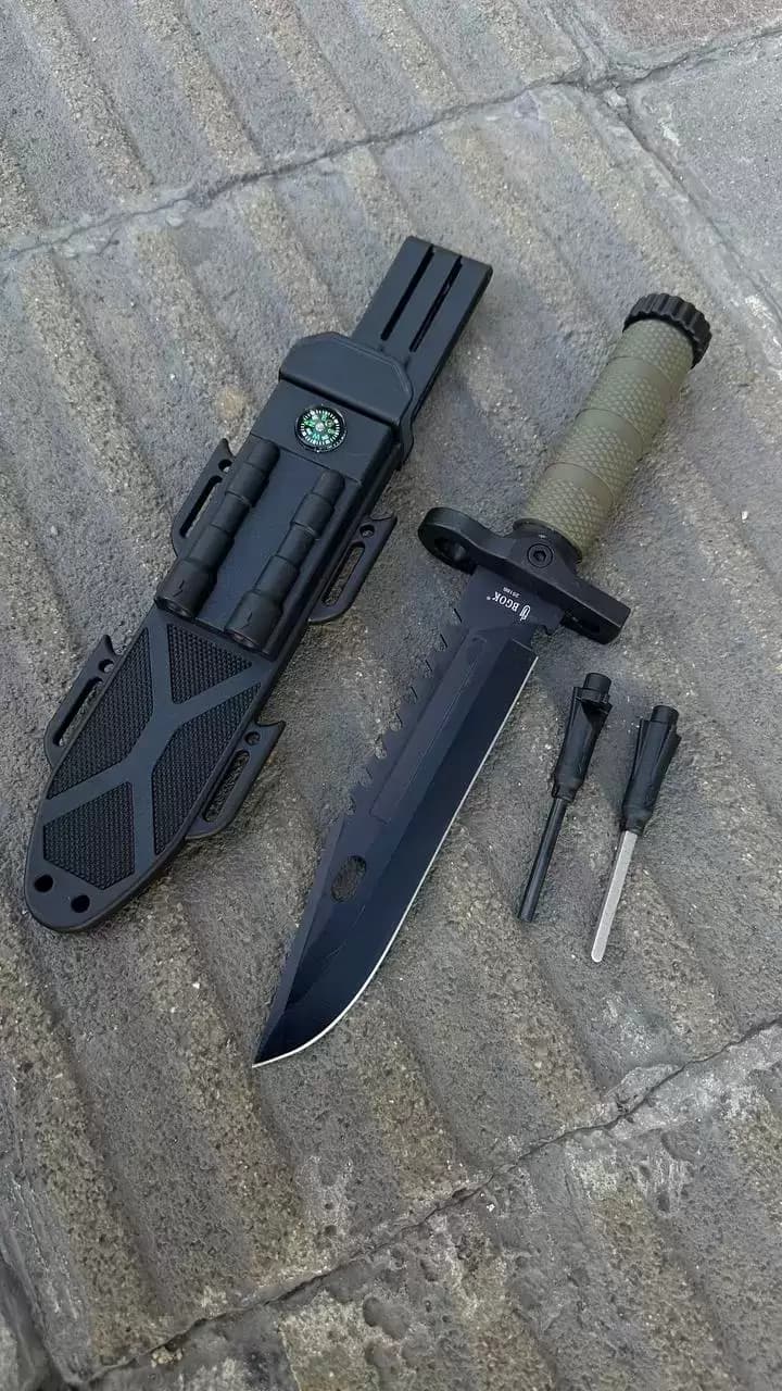 چاقو شکاری چخماق دار کلمبیا همراه چاقو تیز کن و چخماق قابل اتصال به کمر (اورجینال) — تصویر ۳