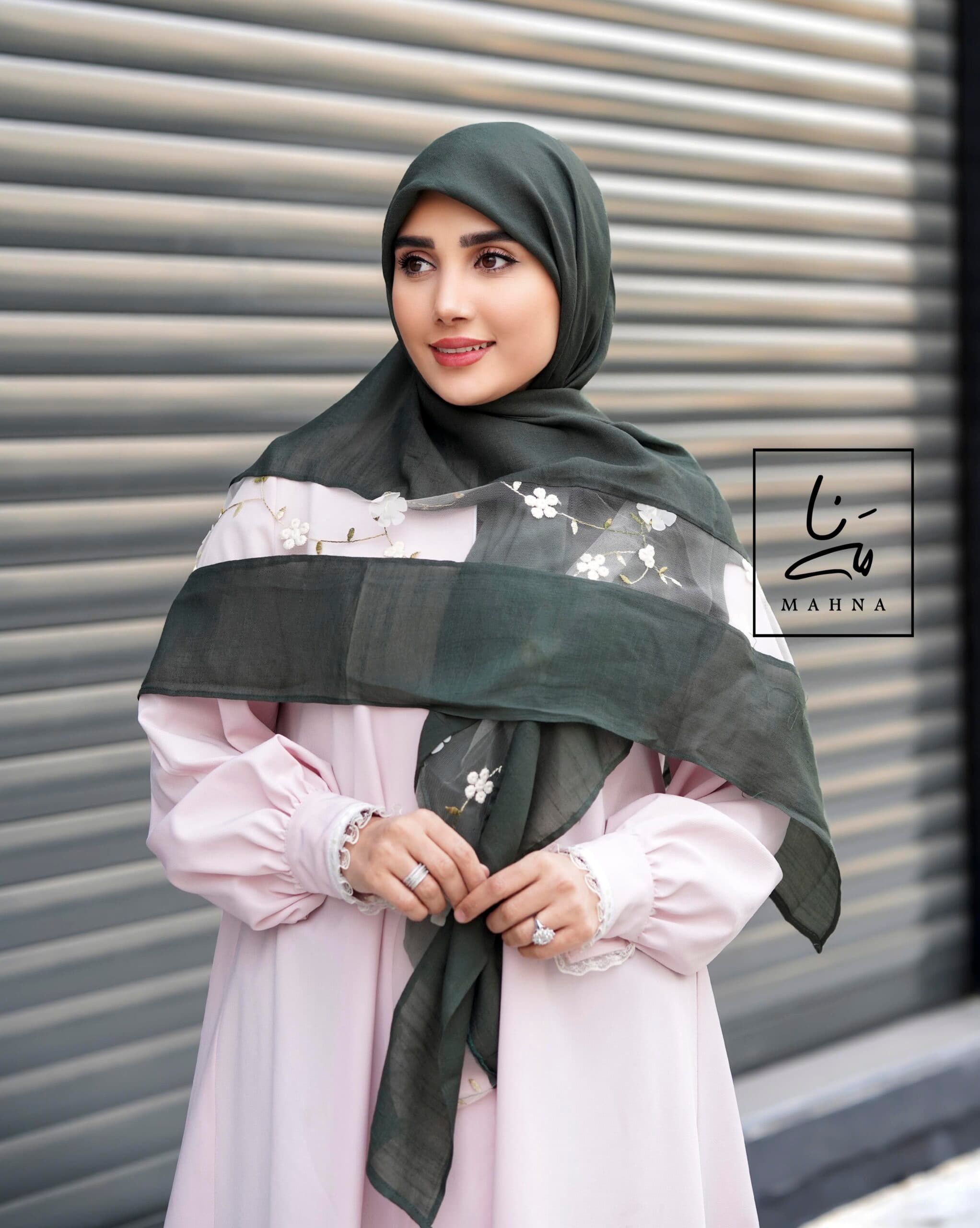 روسری بهارناز سبز زیتونی