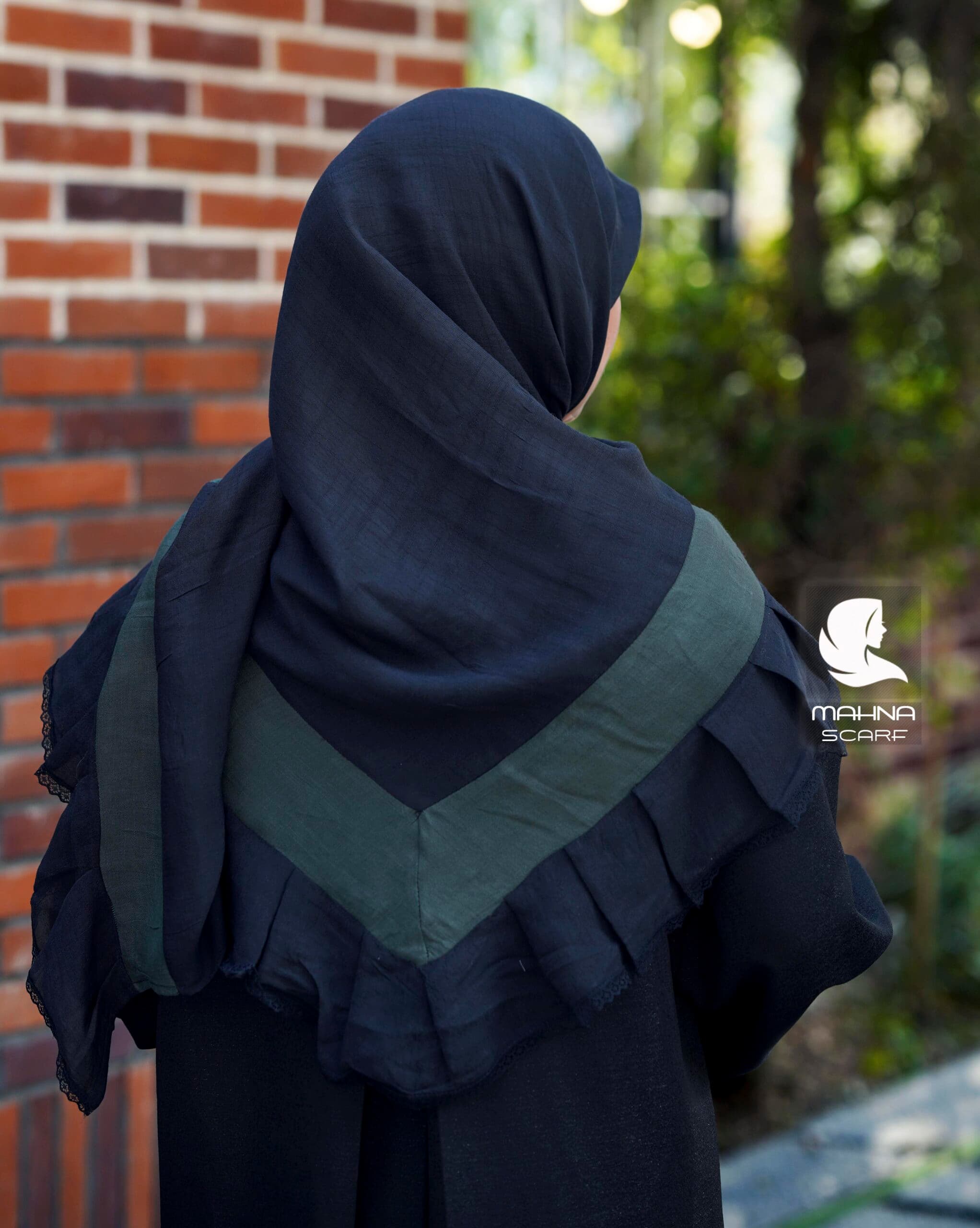 روسری چیندار مشکی مدل مارال — تصویر ۲