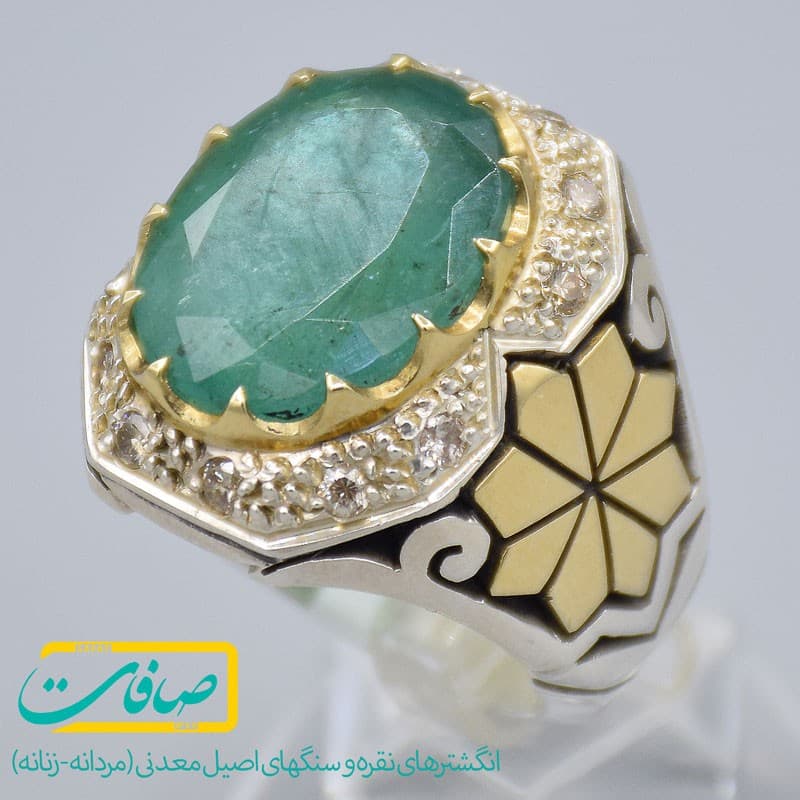 انگشتر زمرد زامبیا اصل درشت، کمیاب و خوشرنگ با 12 عدد الماس مردانه «کد 2487»