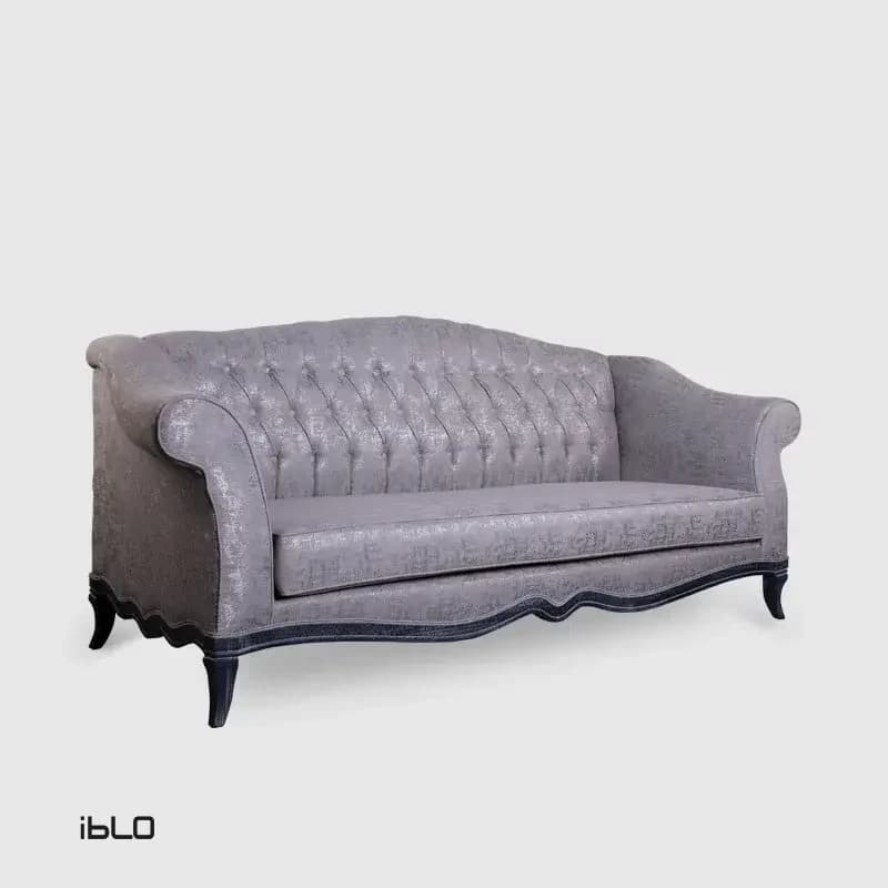 مبل سه‌نفره نئوکلاسیک لاوین (طوسی‌لمسه)