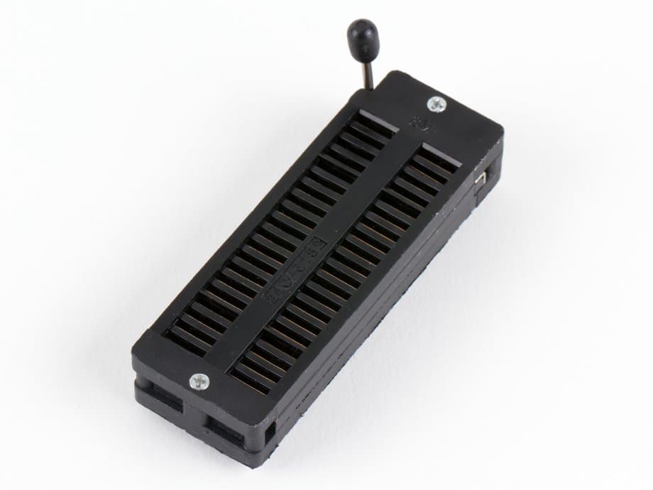 ZIF Socket 40 pin وسط باریک مشکی — تصویر ۳