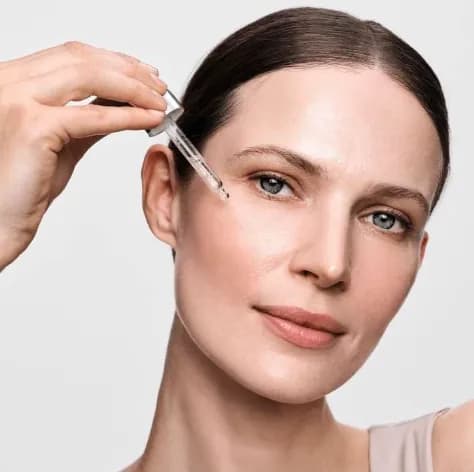 سرم آبرسان ۲۴ ساعته اینتنس پاور دراپس نوایج پلاس اوریفلیم NOVAGE+ Proceuticals 24H Intense Hydration Power Drops — تصویر ۳