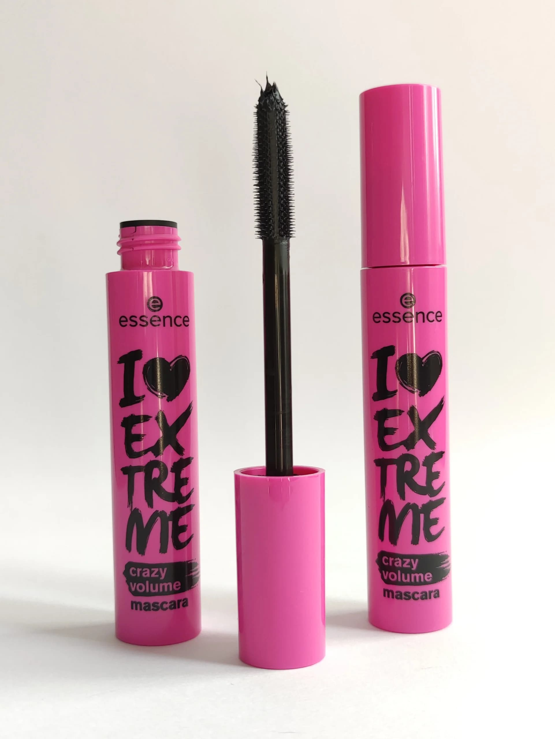 ریمل اسنس صورتی Essence I Love Extreme Crazy Volume — تصویر ۹