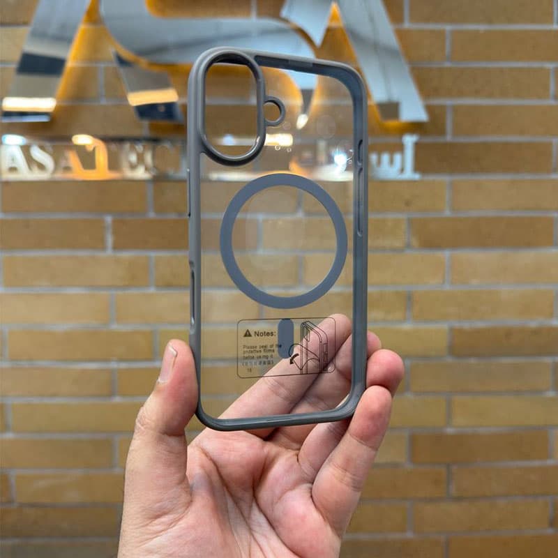 کاور اسپیگن مدل Ultra Hybrid مناسب برای گوشی موبایل Apple iPhone 16 — تصویر ۱۲