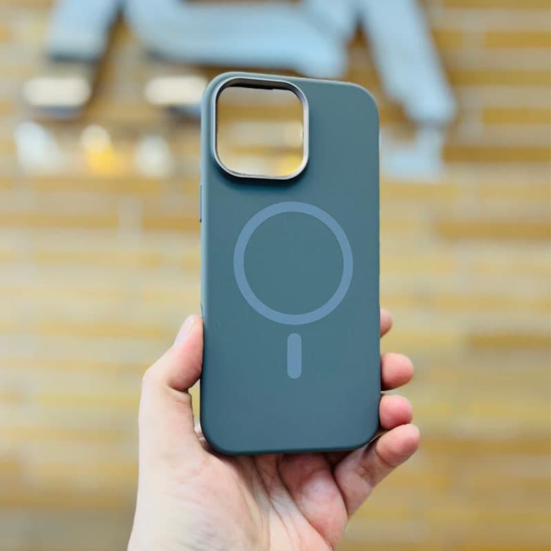 کاور مگ سیف Mutural مدل Magnetic Pure Liquid Silicone مناسب برای iPhone 16 ProMax — تصویر ۵