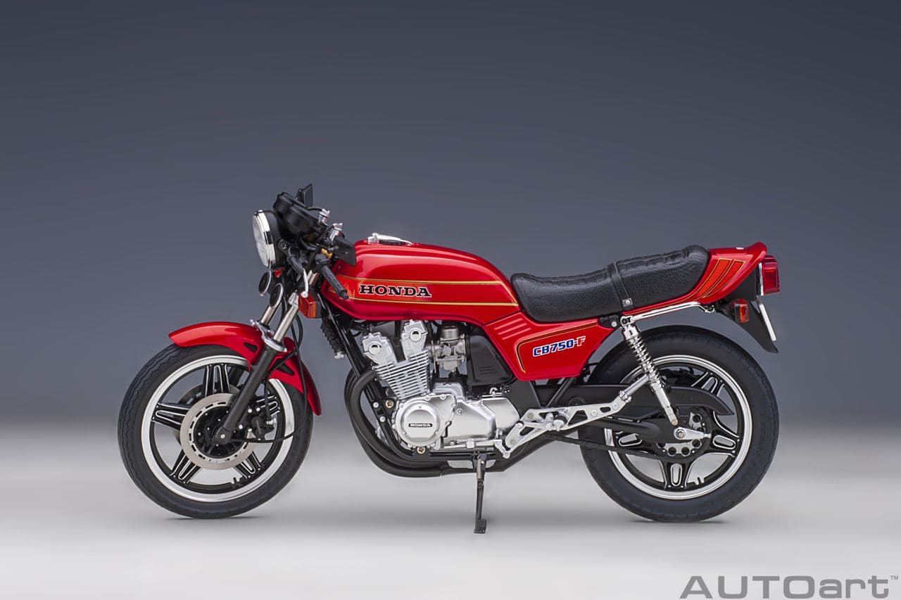 ماکت موتور Honda CB750F برند AUTOart — تصویر ۸