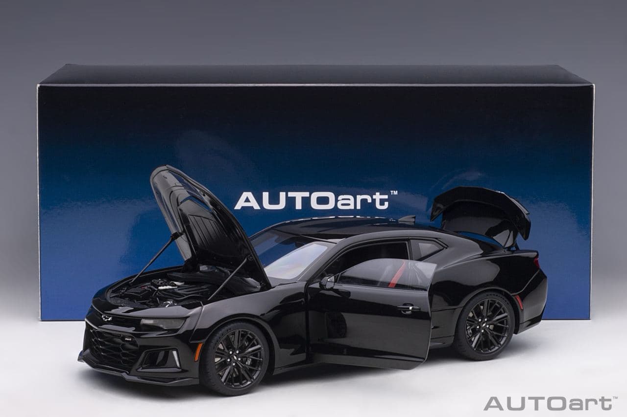 ماکت ماشین Chevrolet Camaro ZL1 برند AUTOart — تصویر ۱۰