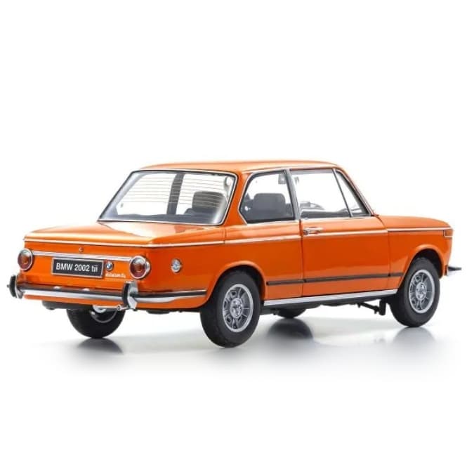 ماکت ماشین BMW 2002 Tii 1972 برند Kyosho — تصویر ۵