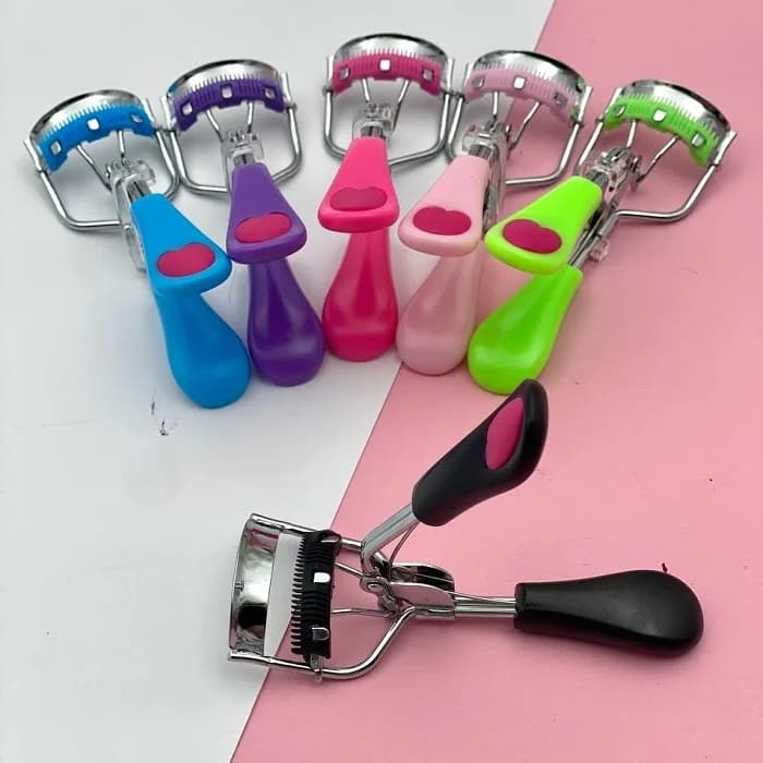 فرمژه شانه دار استیل دسته طرح دار قلبی رنگی — تصویر ۵