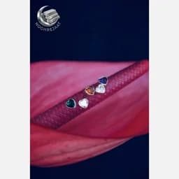 گوشواره نقره میخی عمده، قلبی با سنگ اتمی (15جفت) — تصویر ۳