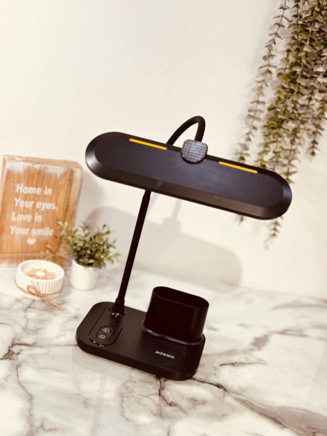 چراغ مطالعه رومیزی LED برند Taigexin مدل 7102 — تصویر ۹