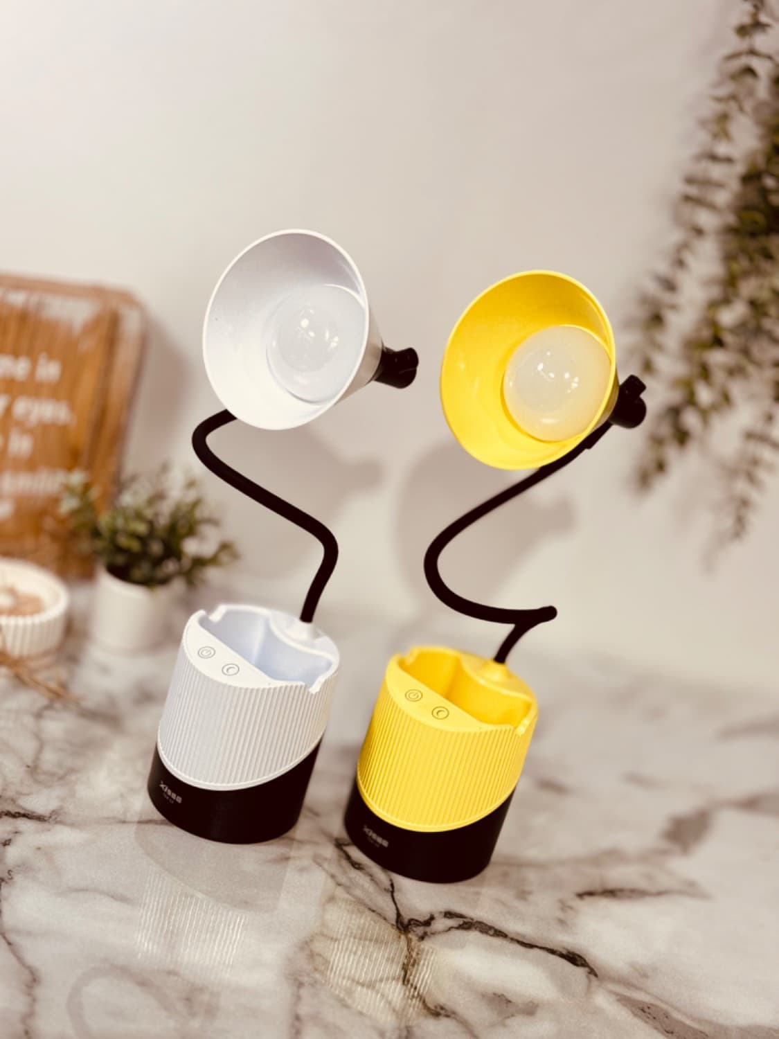 چراغ مطالعه رومیزی LED برند Taigexin مدل L2
