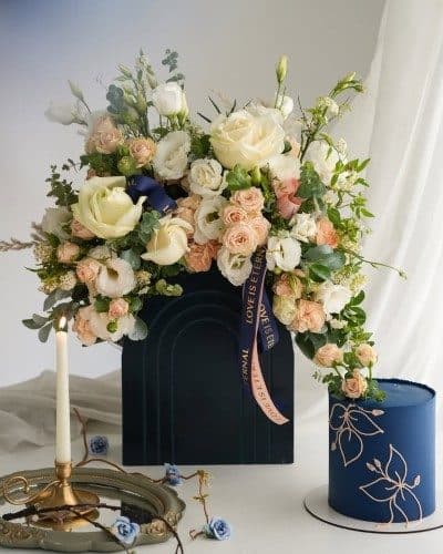 کیک تولد و باکس گل برای بچه